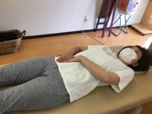 便秘_お腹のマッサージをすると便が出やすくなります。